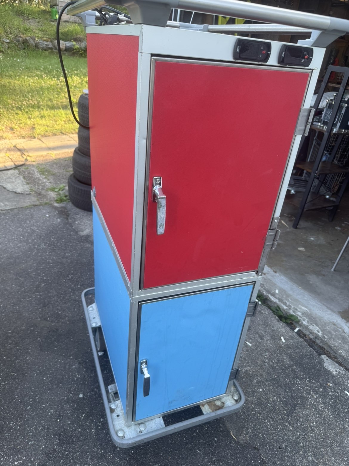 Värme- och kylskåp för catering