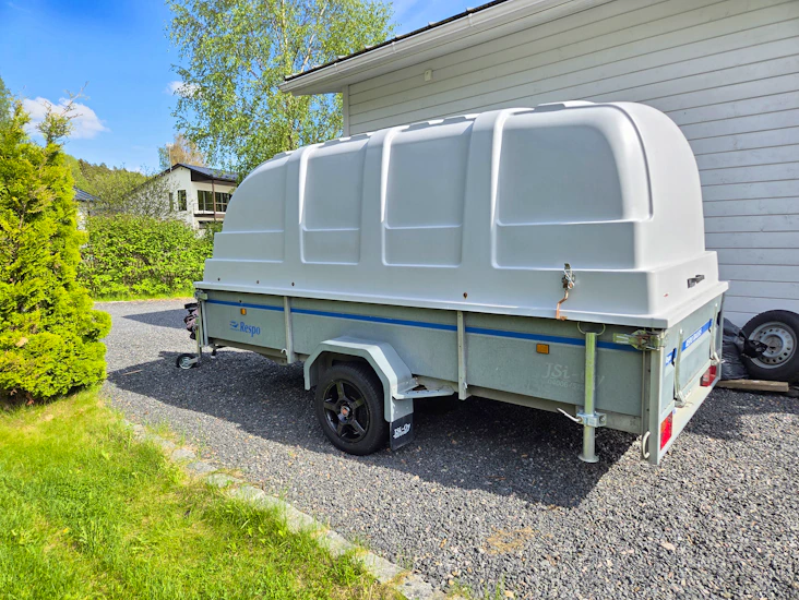 Iso 750kg kuomukärry