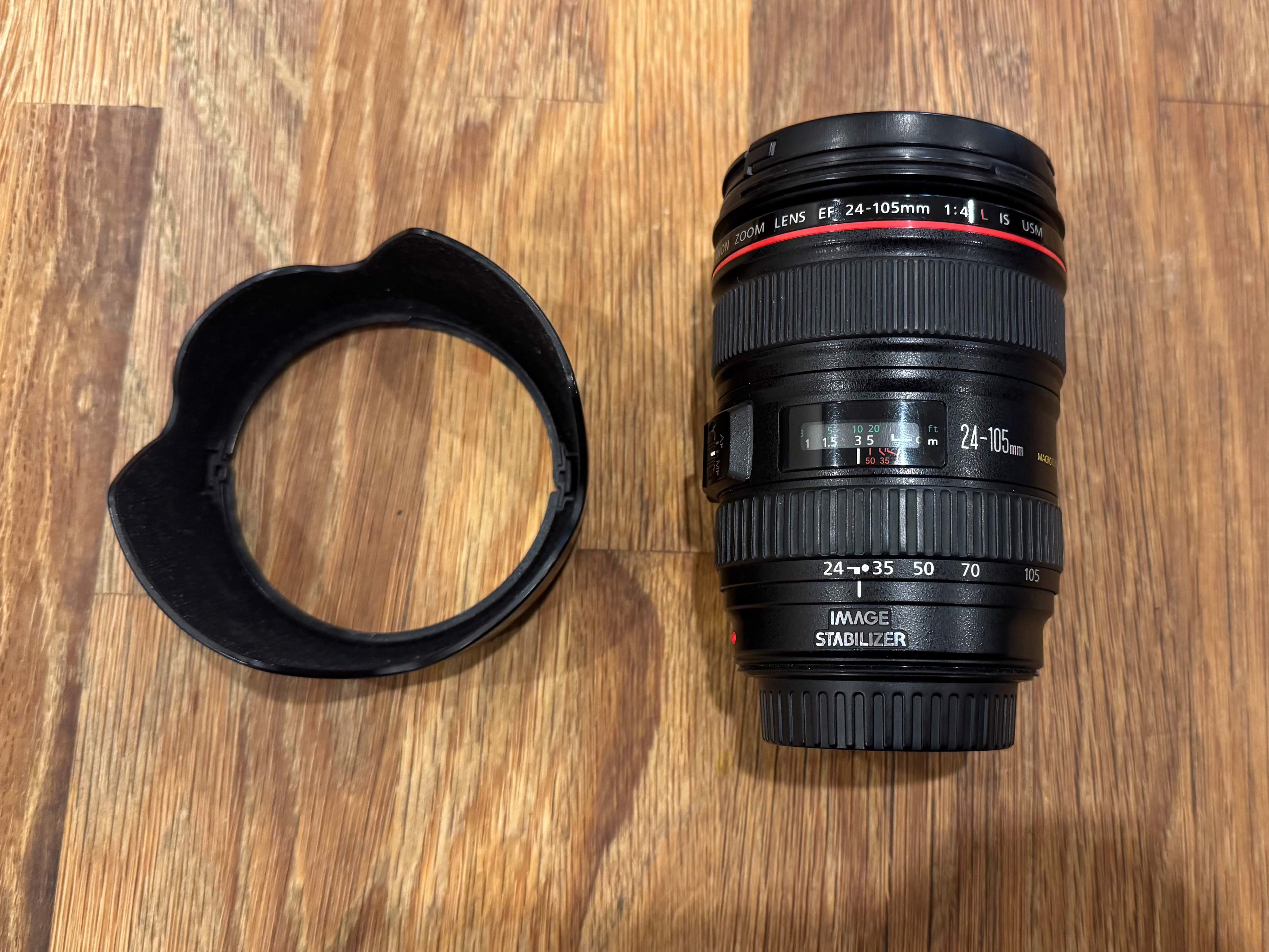 Canon ef 24-105 f4 l is zoom lens