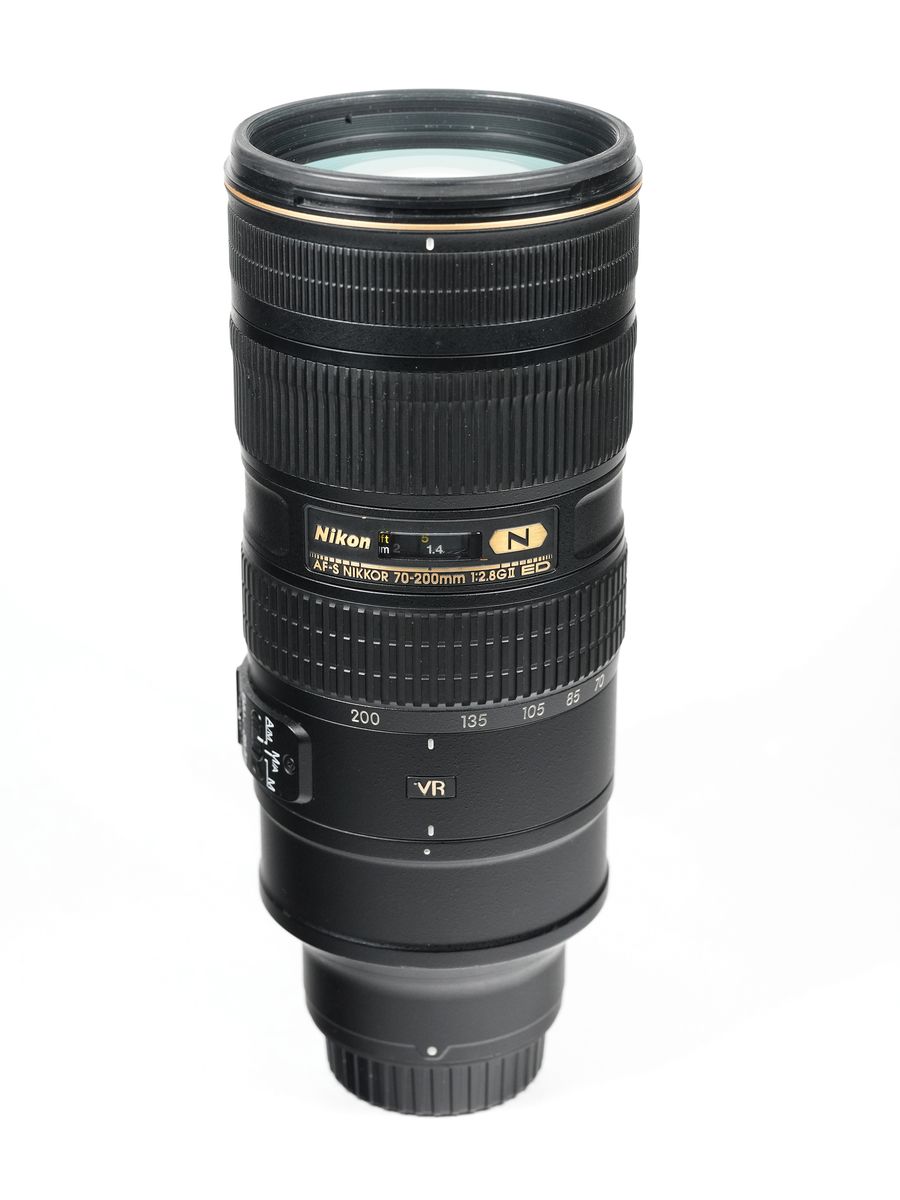 Nikon 70-200mm f2.8 vr