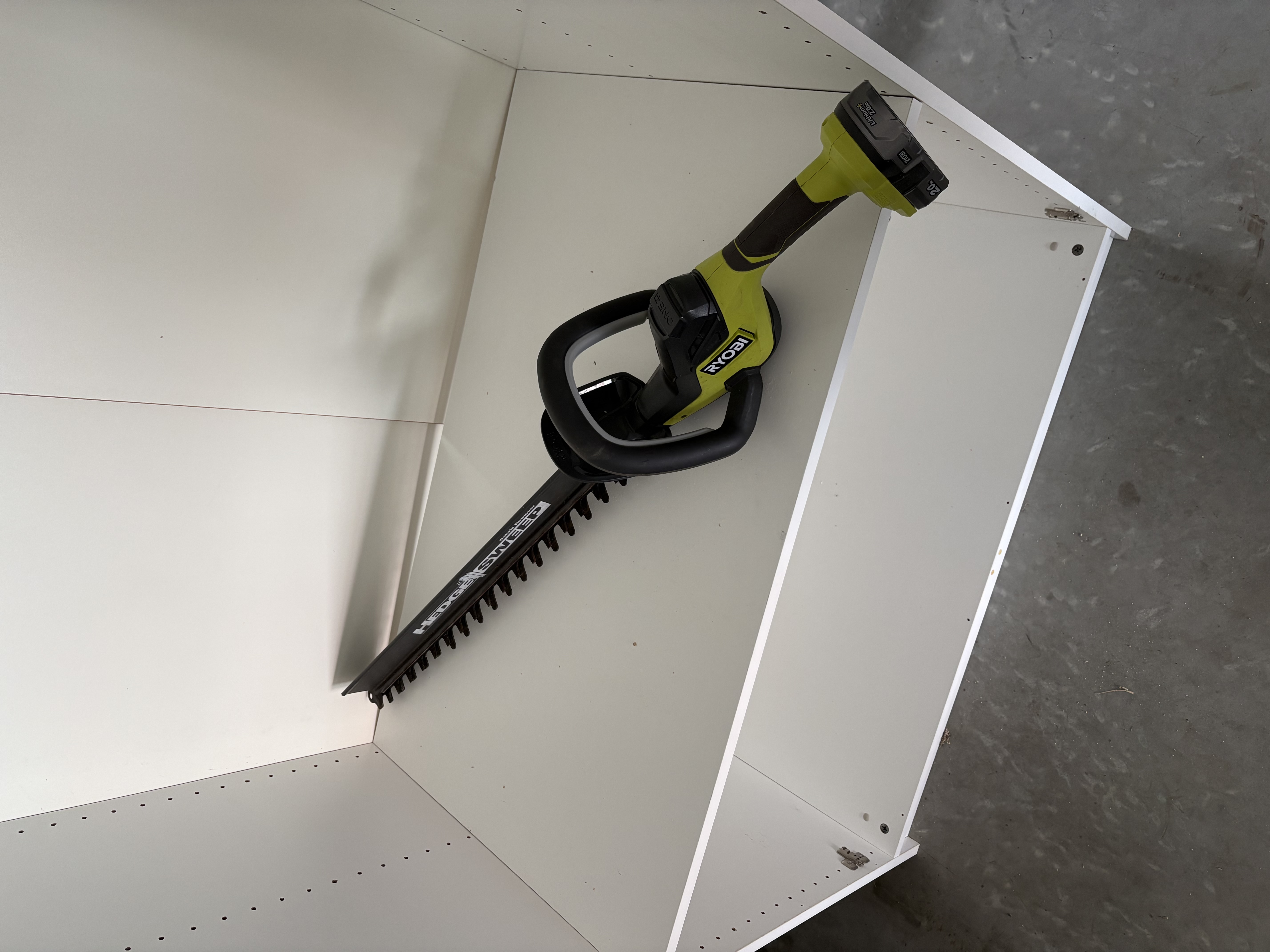 Batteridriven häcksax 55 cm