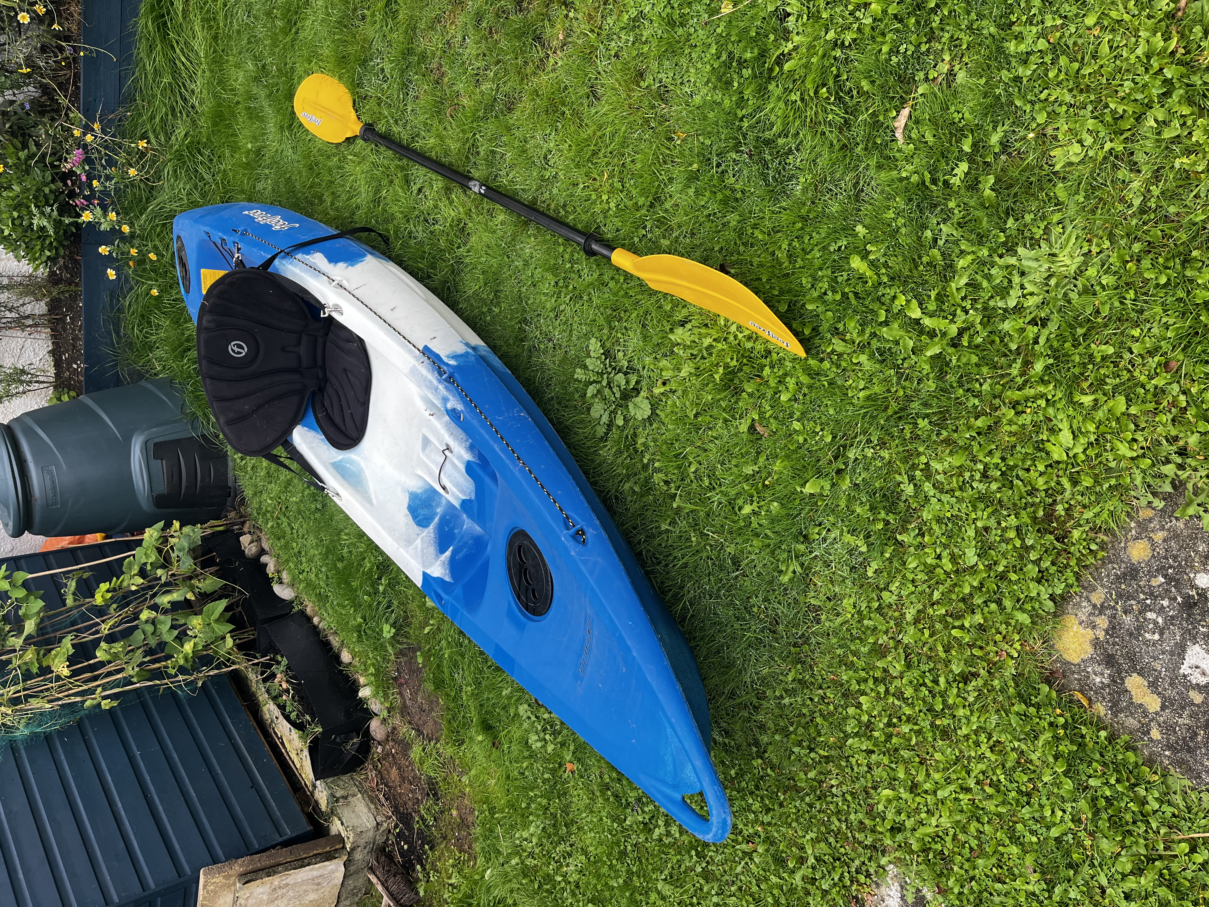 Single ocean kayak