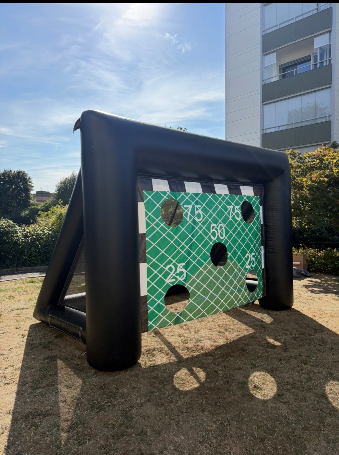 🥅 uppblåsbart fotbollsmål – 4 × 2,5 meter