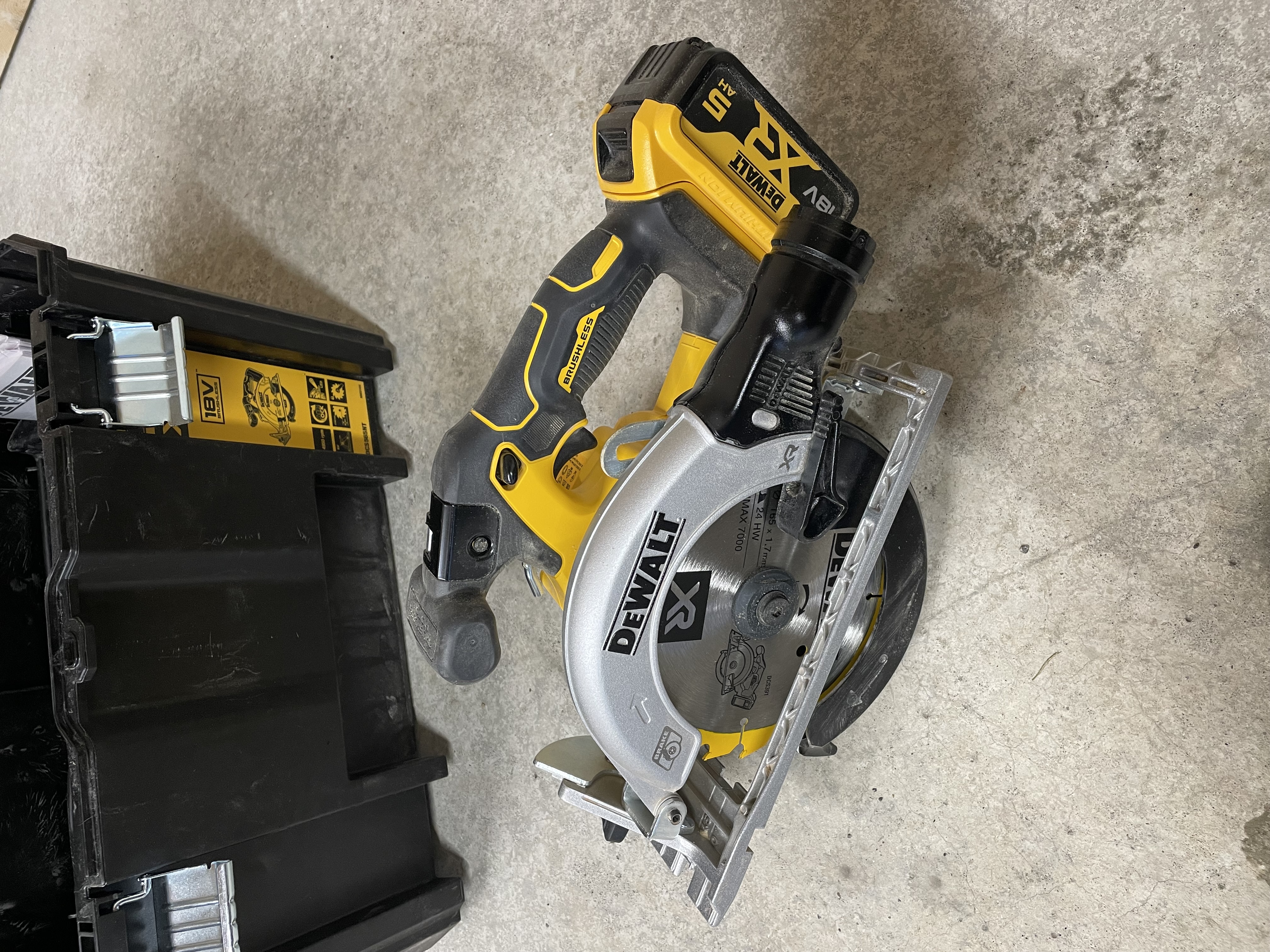 Dewalt sirkelsag