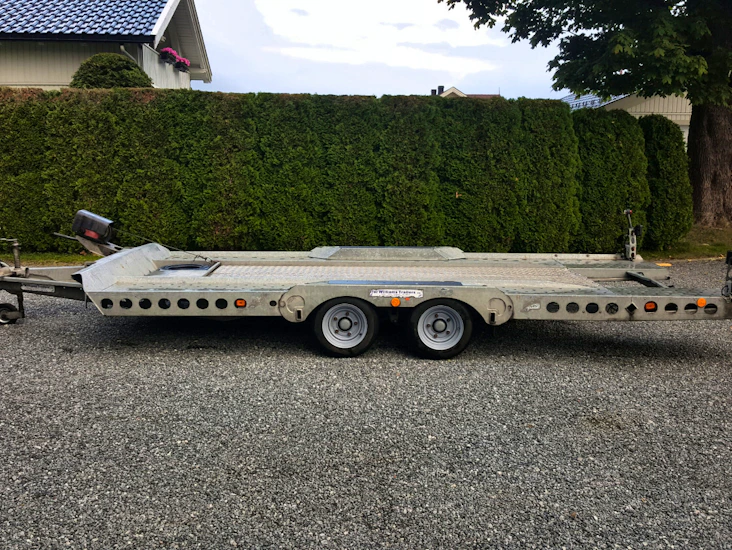 Stor og stabil biltralle. 3500 kg totalvekt