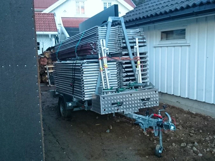 135 kvm stillas på tysse stillastilhenger