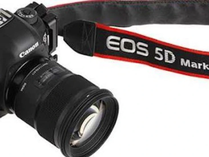 Canon 5d mark iii m/ sigma art 50 mm