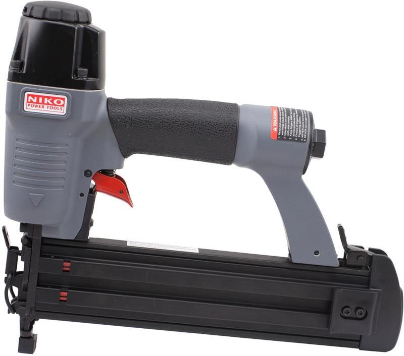 Spikerpistol og kompressor for rask festing av all listverk