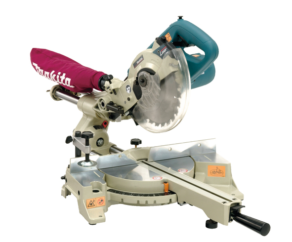Makita kapp-/gjæringssag med bord