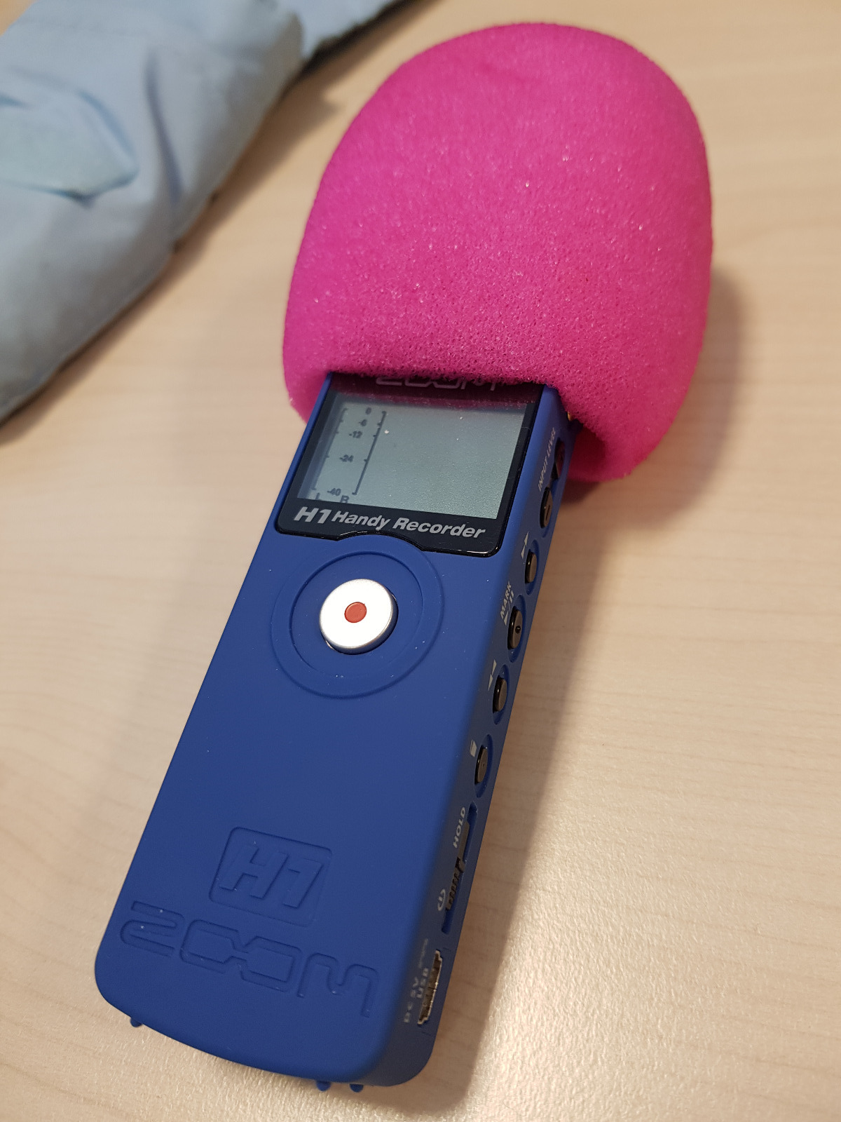 Lei Zoom H1 Liten, håndholdt og praktisk mikrofon av Lei Zoom H6 med Shure SM58 mikrofoner av Christian L i