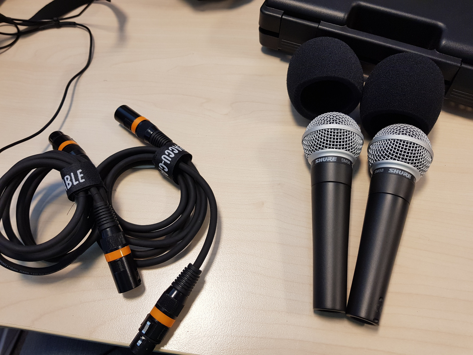 2stk shure sm58 mikrofoner