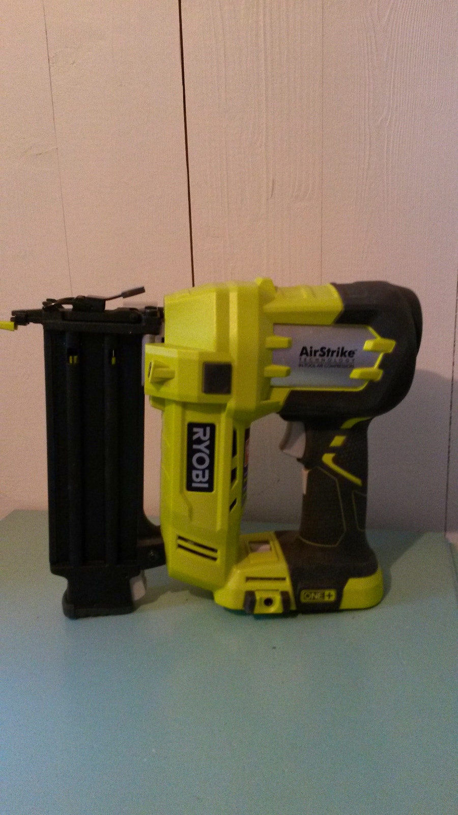 Dykkertpistol jula Dykkertpistol jula