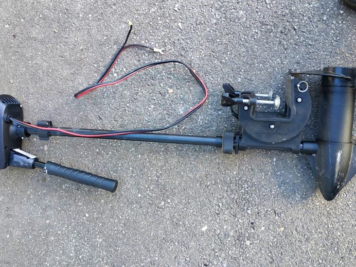 Elektrisk båtmotor til kano eller mindre båt