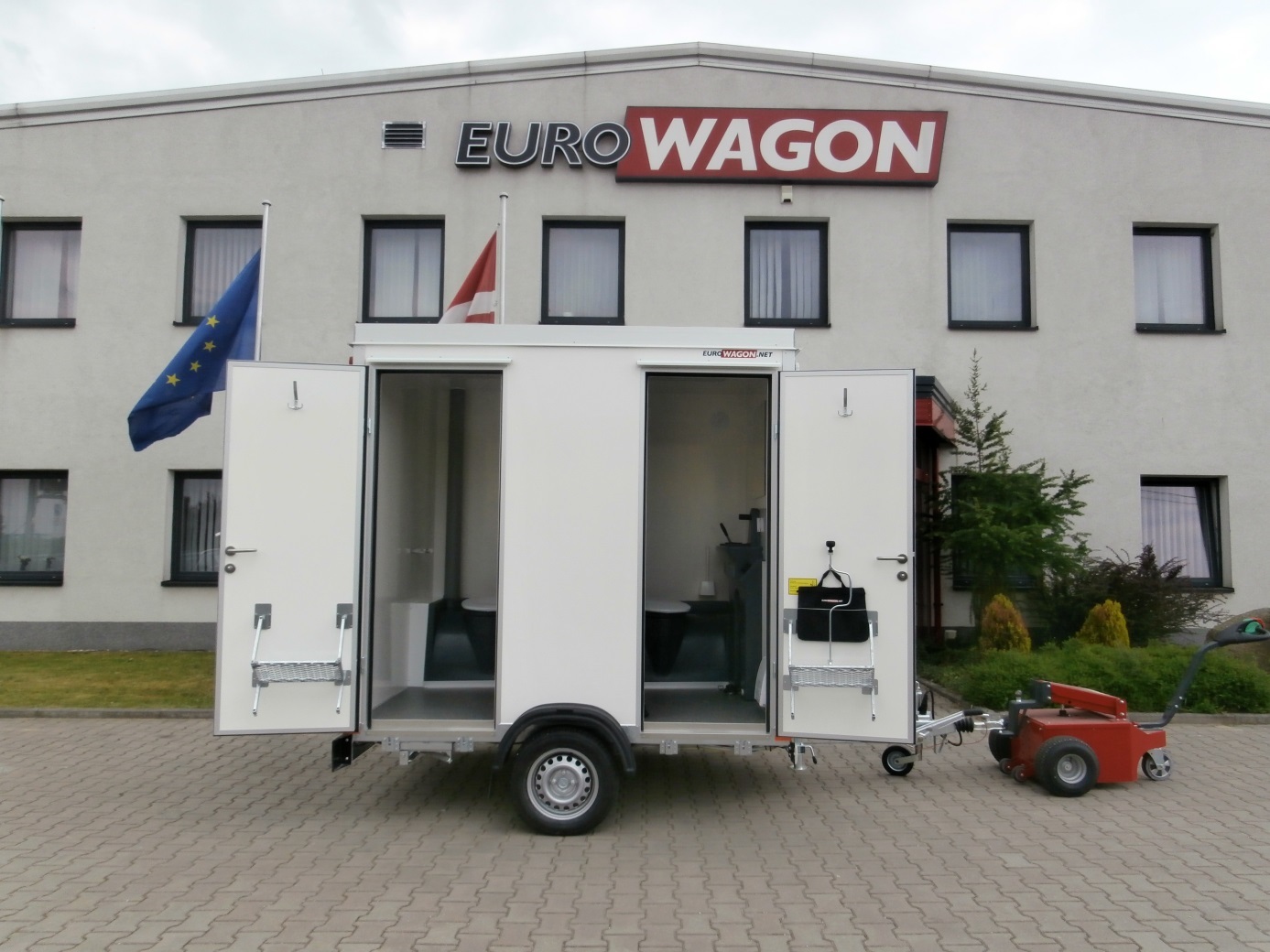 Toalettvogn med tank (vip 2 båser)