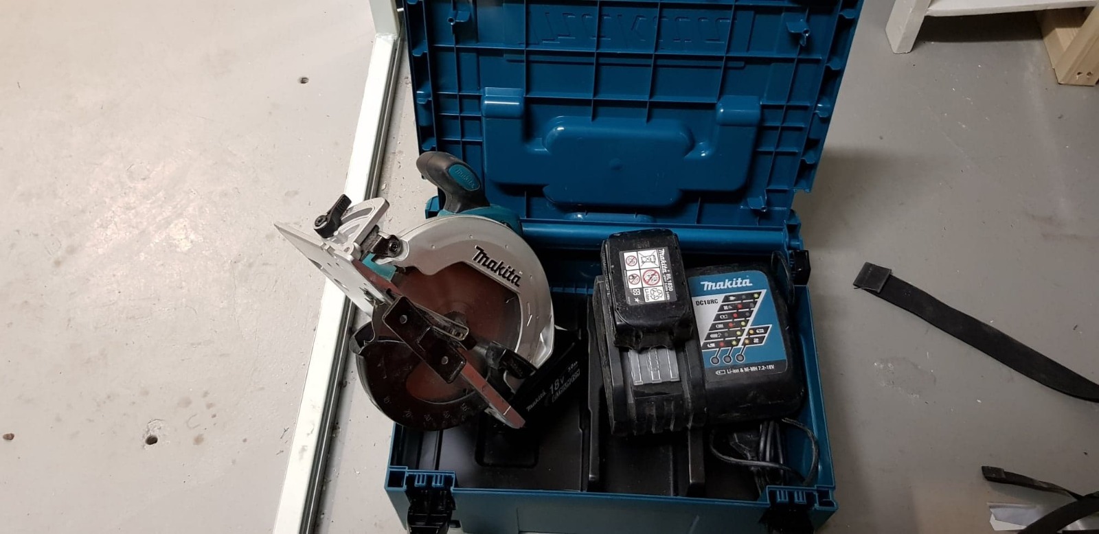 Makita sirkelsag 18v batteri