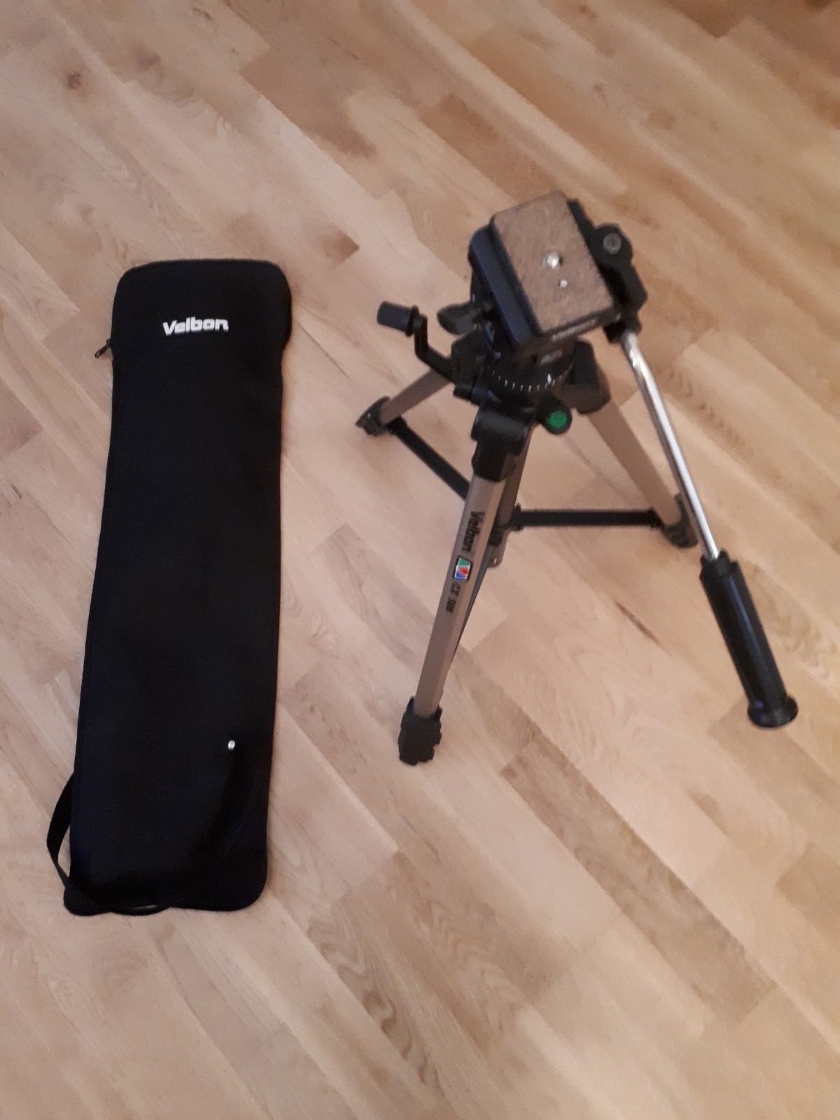 Tripod velbon cx586 med bag