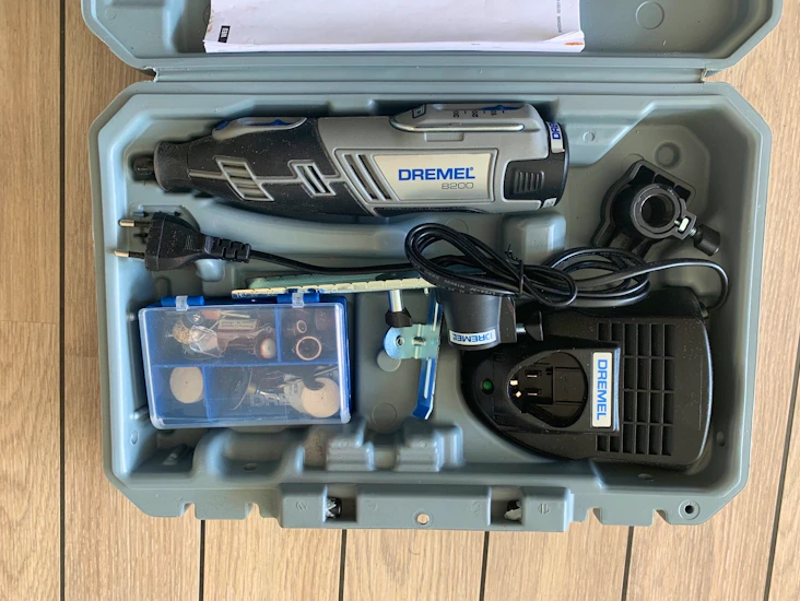Dremel 8200 batteridreven